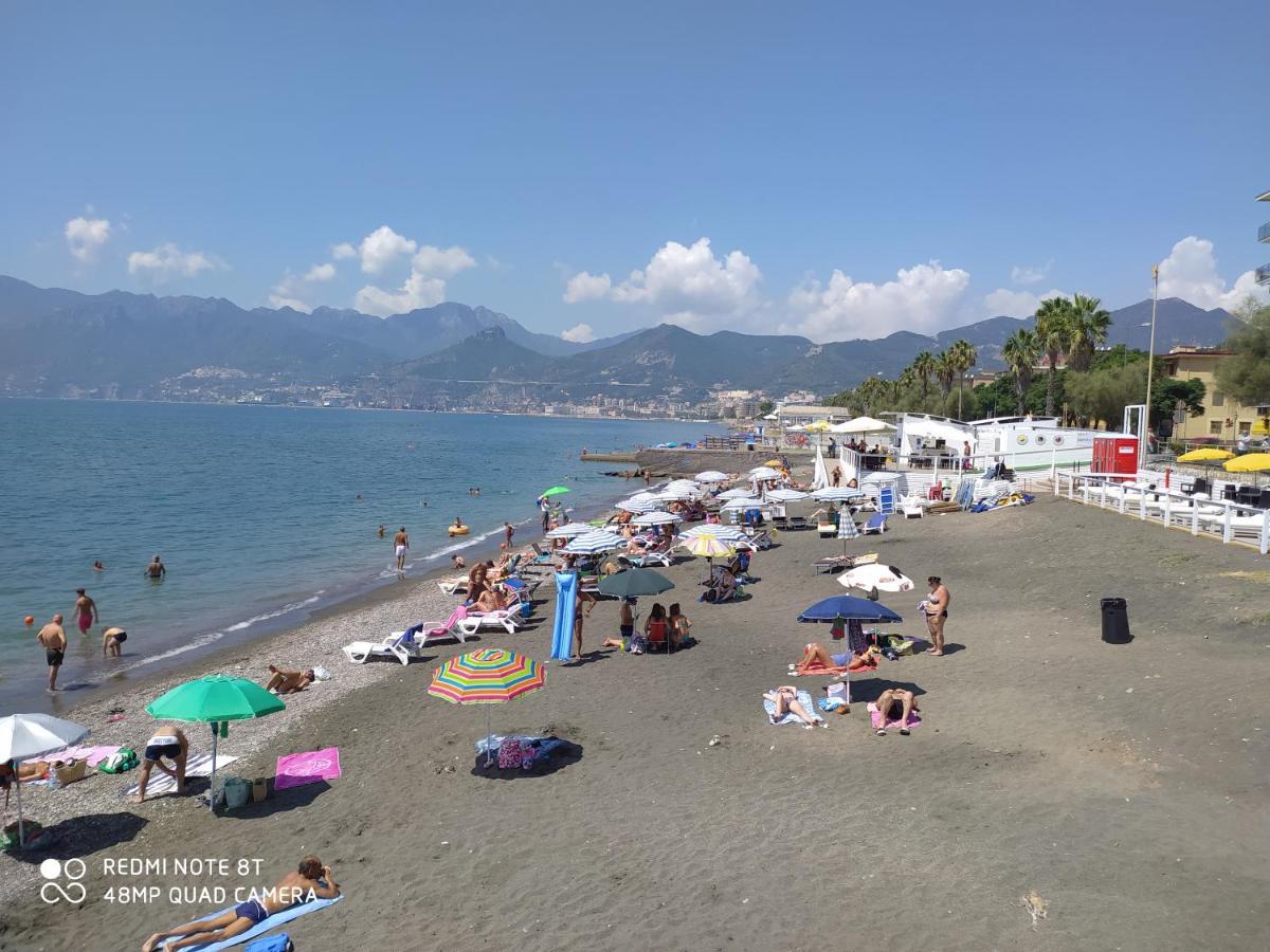 Holiday Home Casa Vacanze Salerno Eksteriør bilde