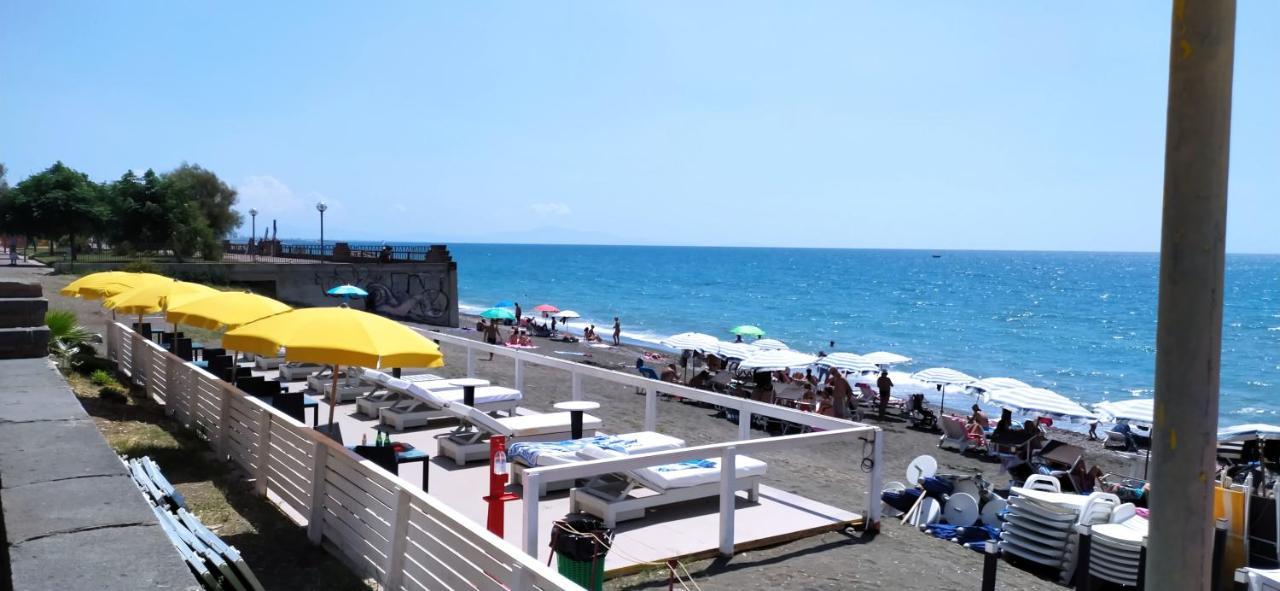 Holiday Home Casa Vacanze Salerno Eksteriør bilde
